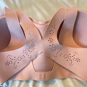 NWOT victoria secret sports bra